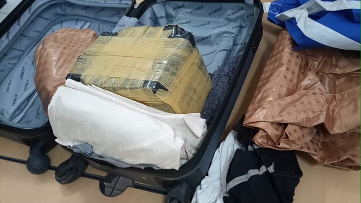 Cash recovered in a suitcase carried by a Nigerian at JKIA. PHOTO/COURTESY 