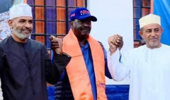 Abdulswamad Nassir, Raila Odinga and Suleiman Shahbal. 