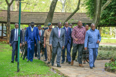 William Ruto, Uhuru Kenyatta and other dignitaries. PHOTO/STATE HOUSE