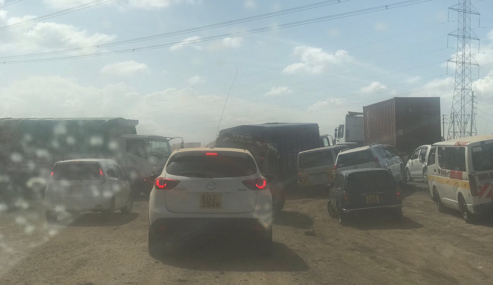 Heavy traffic on Nairobi-Nakuru highway. PHOTO/TWITTER