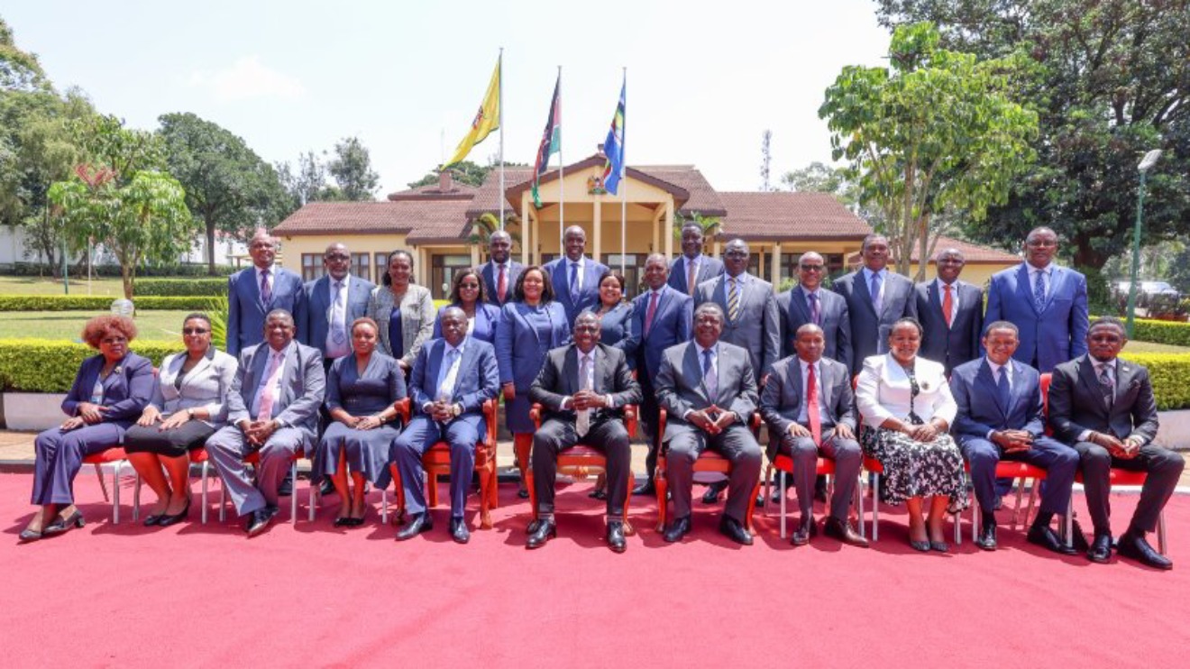 William Ruto and his Cabinet at the Kakamega State Lodge. PHOTO/COURTESY